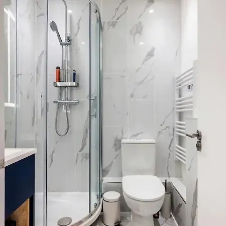 Parkside Apartment